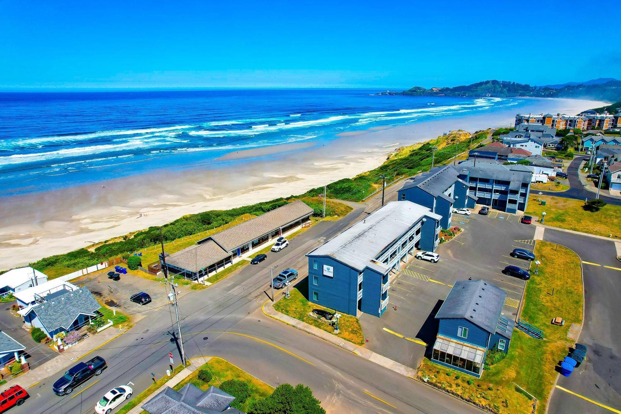 Oyo Waves Hotel Newport Or - Nye Beach Bagian luar foto